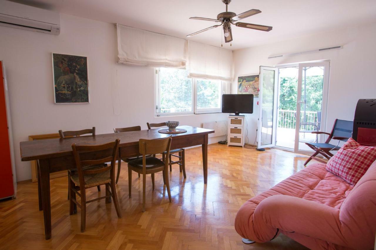 Apartment Supetar Blue Sky Exterior photo