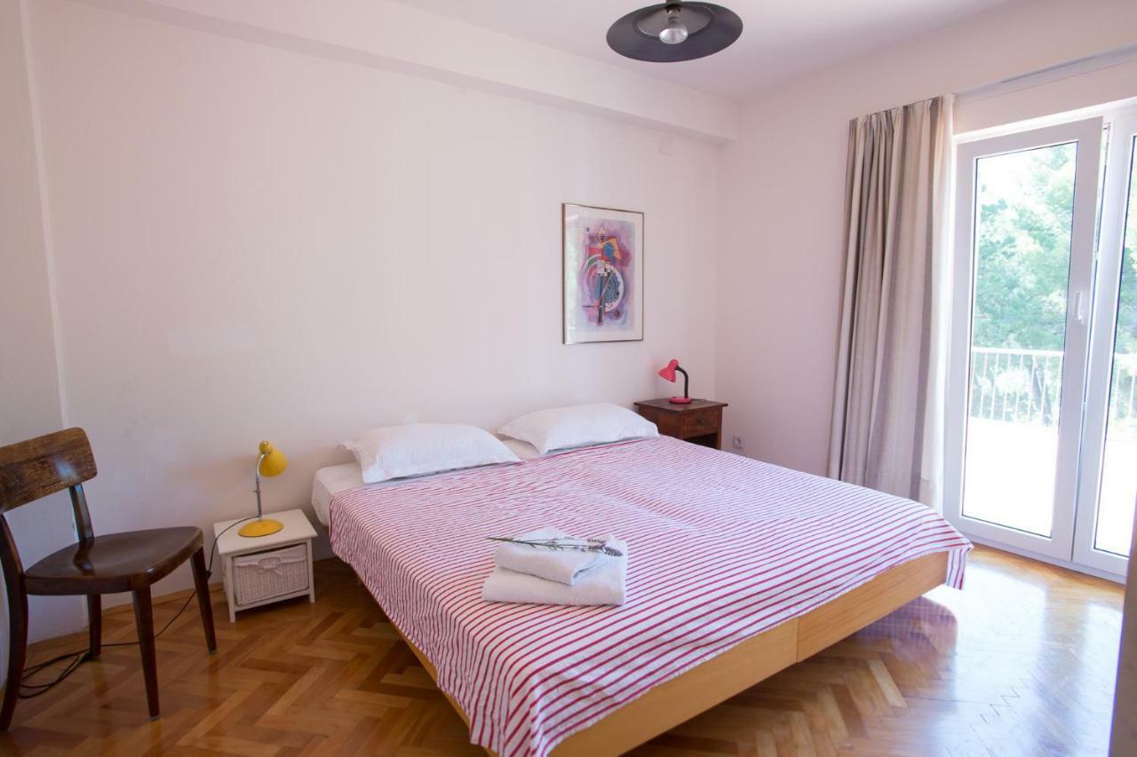 Apartment Supetar Blue Sky Exterior photo
